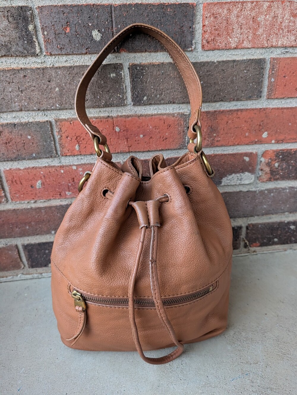 🤎 Vintage Y2K Fossil Vickory Genuine Pebble Leather Shoulder Drawstring Bucket